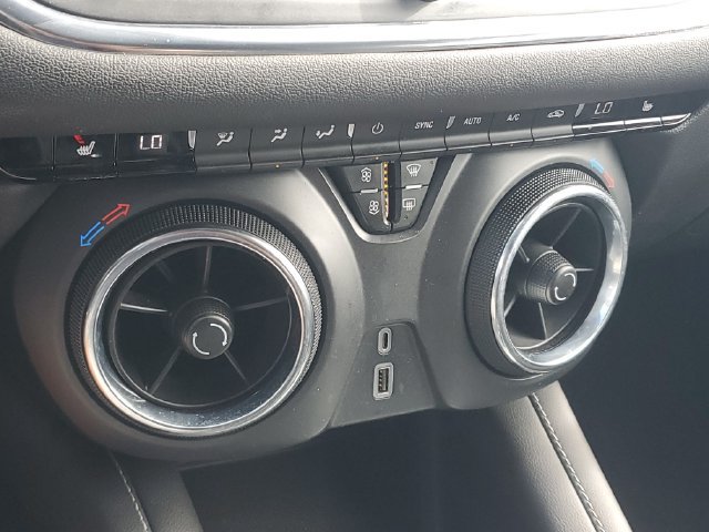 Certified 2024 Chevrolet Blazer LT w/ Midnight/Sport Edition AWD/4WD image 27