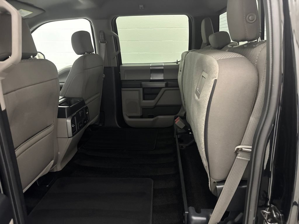 Used 2018 Ford F150 XLT w/ Equipment Group 302A Luxury AWD/4WD image 37