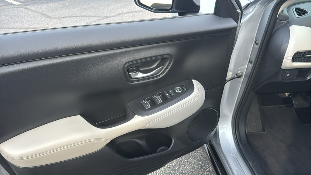 Certified 2026 Honda HR-V EX-L image 14