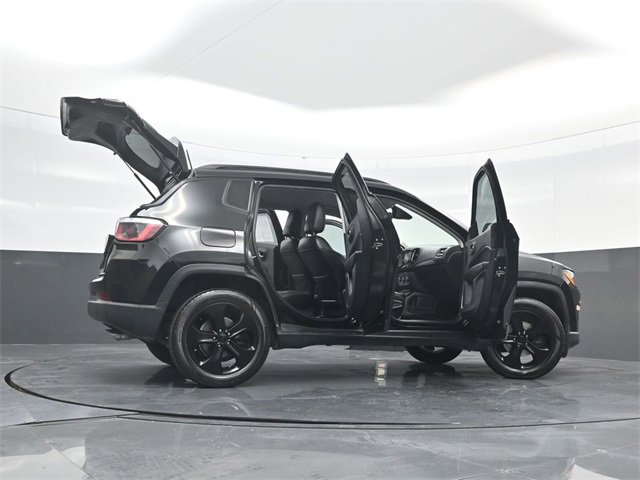 Used 2018 Jeep Compass Altitude image 61