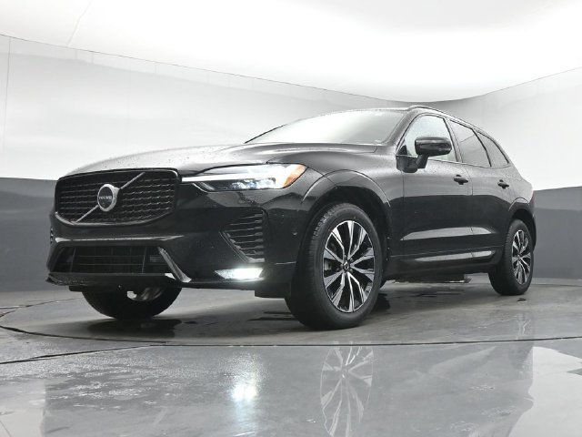 Used 2024 Volvo XC60 B5 Plus w/ Protection Package Premier AWD/4WD image 36