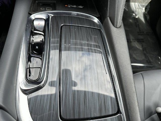 Certified 2024 Buick Enclave Essence AWD/4WD image 30