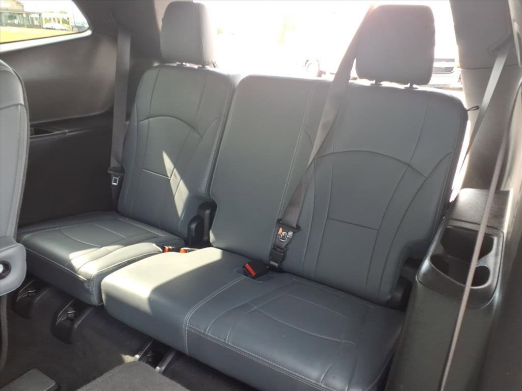 Used 2024 Buick Enclave Premium image 29