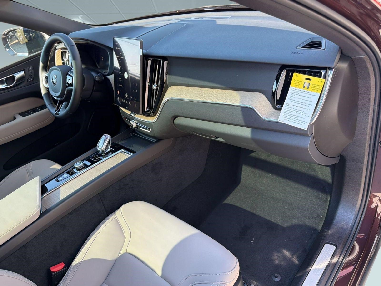 New 2026 Volvo XC60 B5 Plus w/ Climate Package AWD/4WD image 31