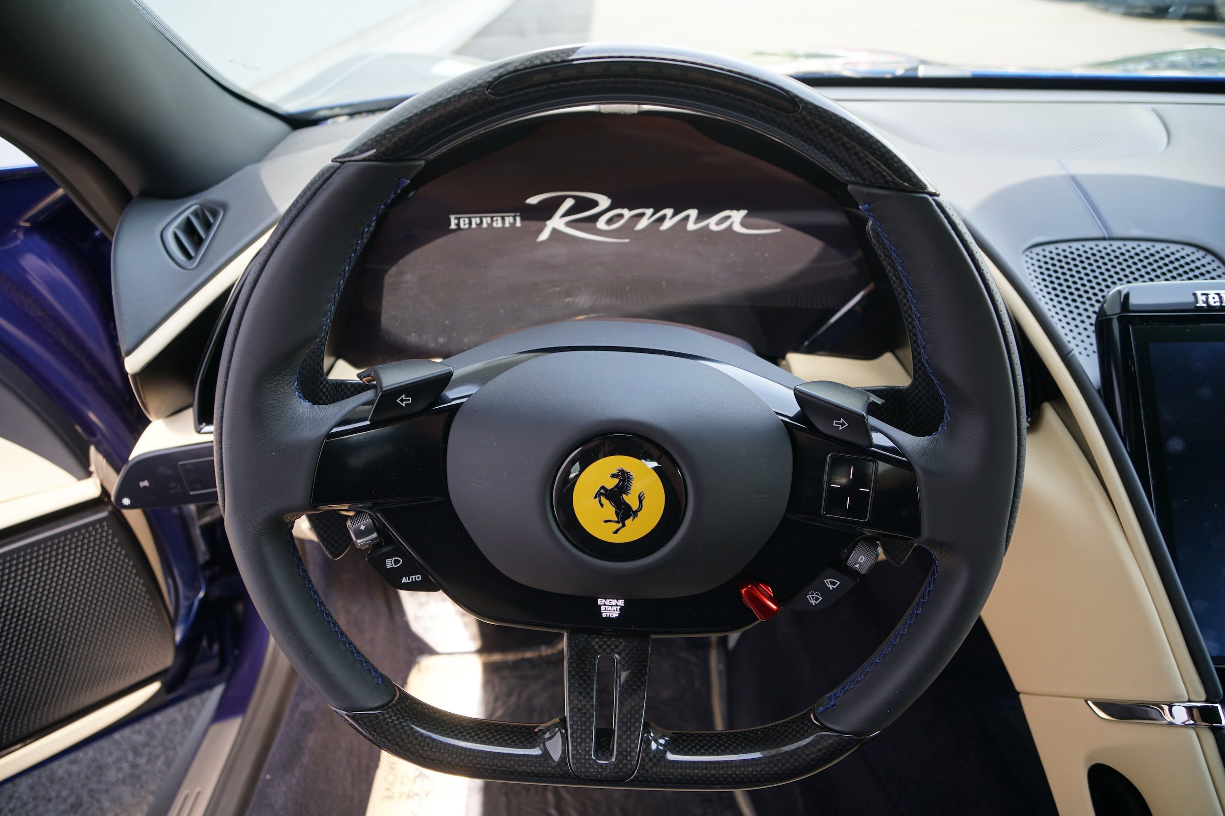 Used 2022 Ferrari Roma RWD image 17