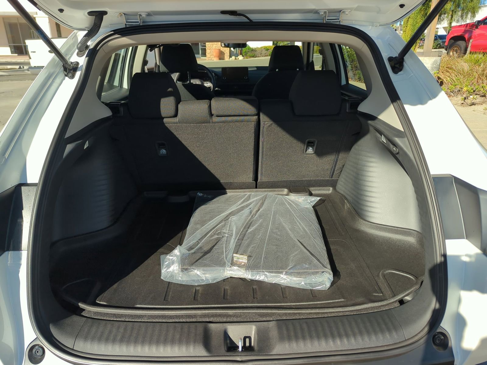 Used 2025 Honda HR-V LX image 21