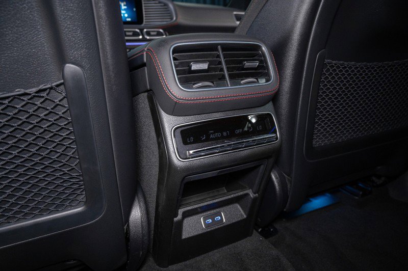 New 2026 Mercedes-Benz GLE 63 AMG S image 26