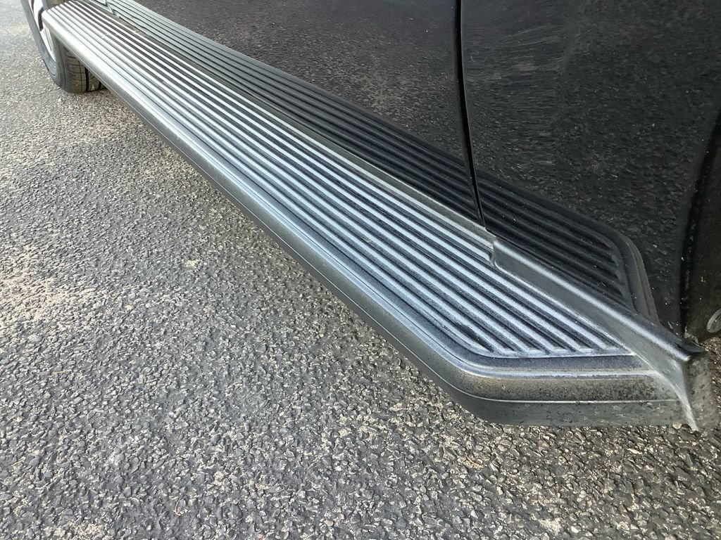 Used 2024 Ford Expedition Limited image 28