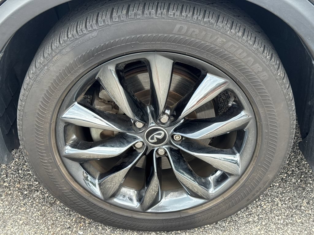 Used 2019 INFINITI QX50 Essential w/ Proactive Package AWD/4WD image 11