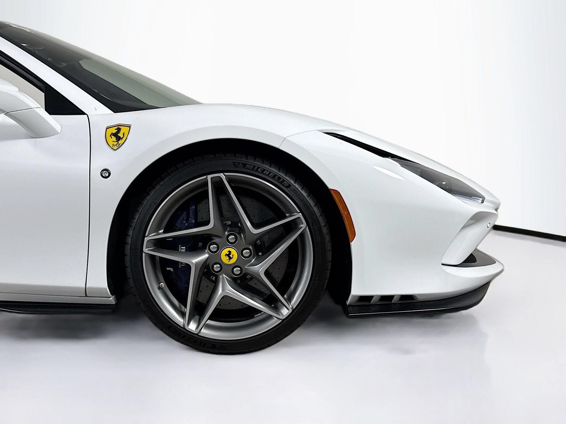 Certified 2022 Ferrari F8 Tributo RWD image 26