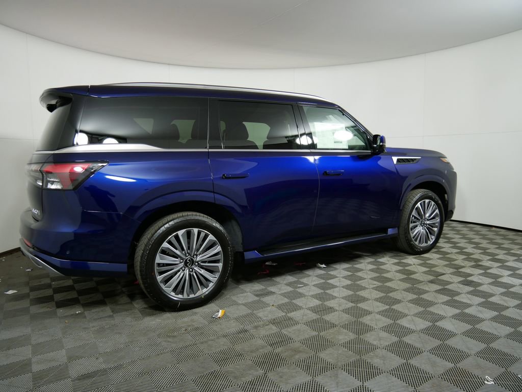 New 2025 INFINITI QX80 Luxe image 3