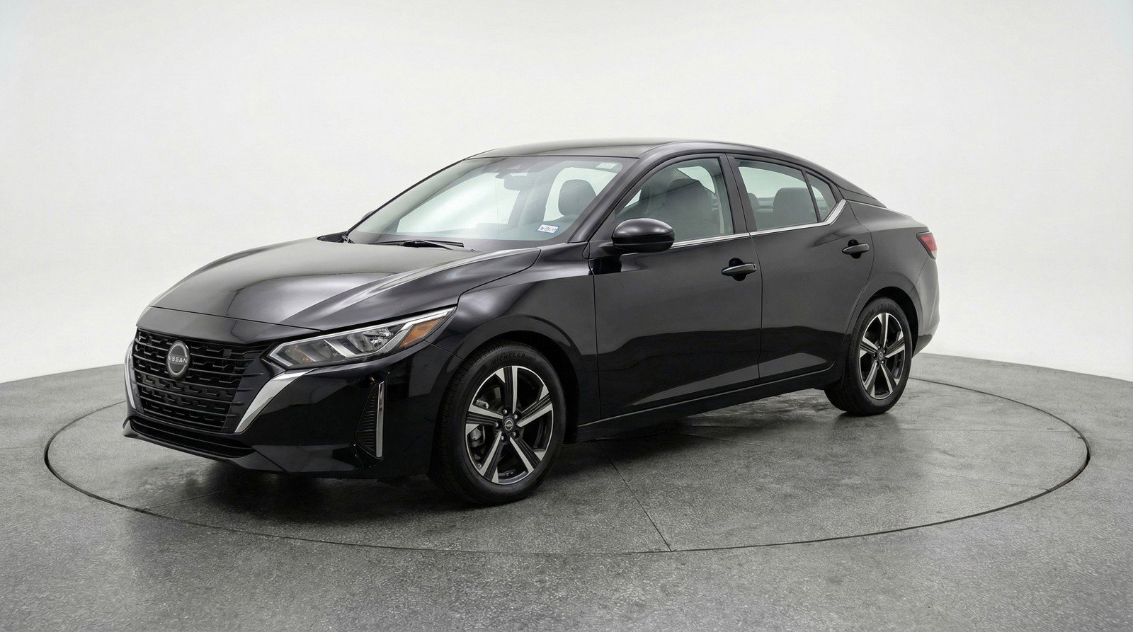 Used 2025 Nissan Sentra SV image 3