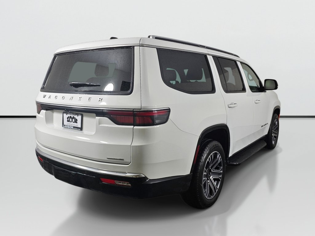 Used 2024 Jeep Wagoneer Series II AWD/4WD image 3