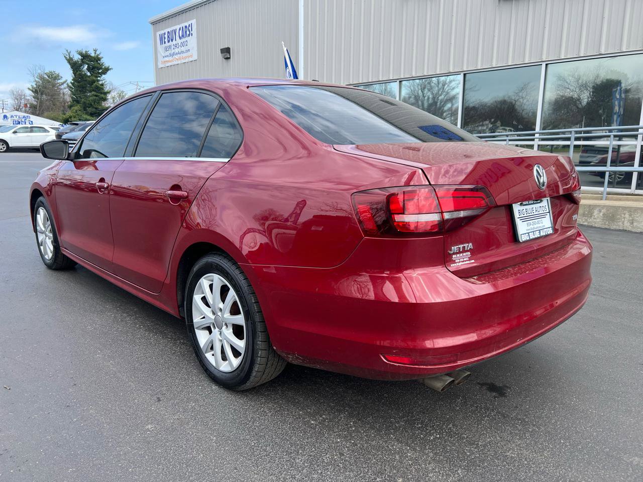 Used 2017 Volkswagen Jetta S image 3