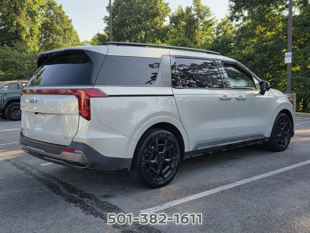 Used 2025 Kia Carnival SX w/ SX Dark Edition Package FWD image 5