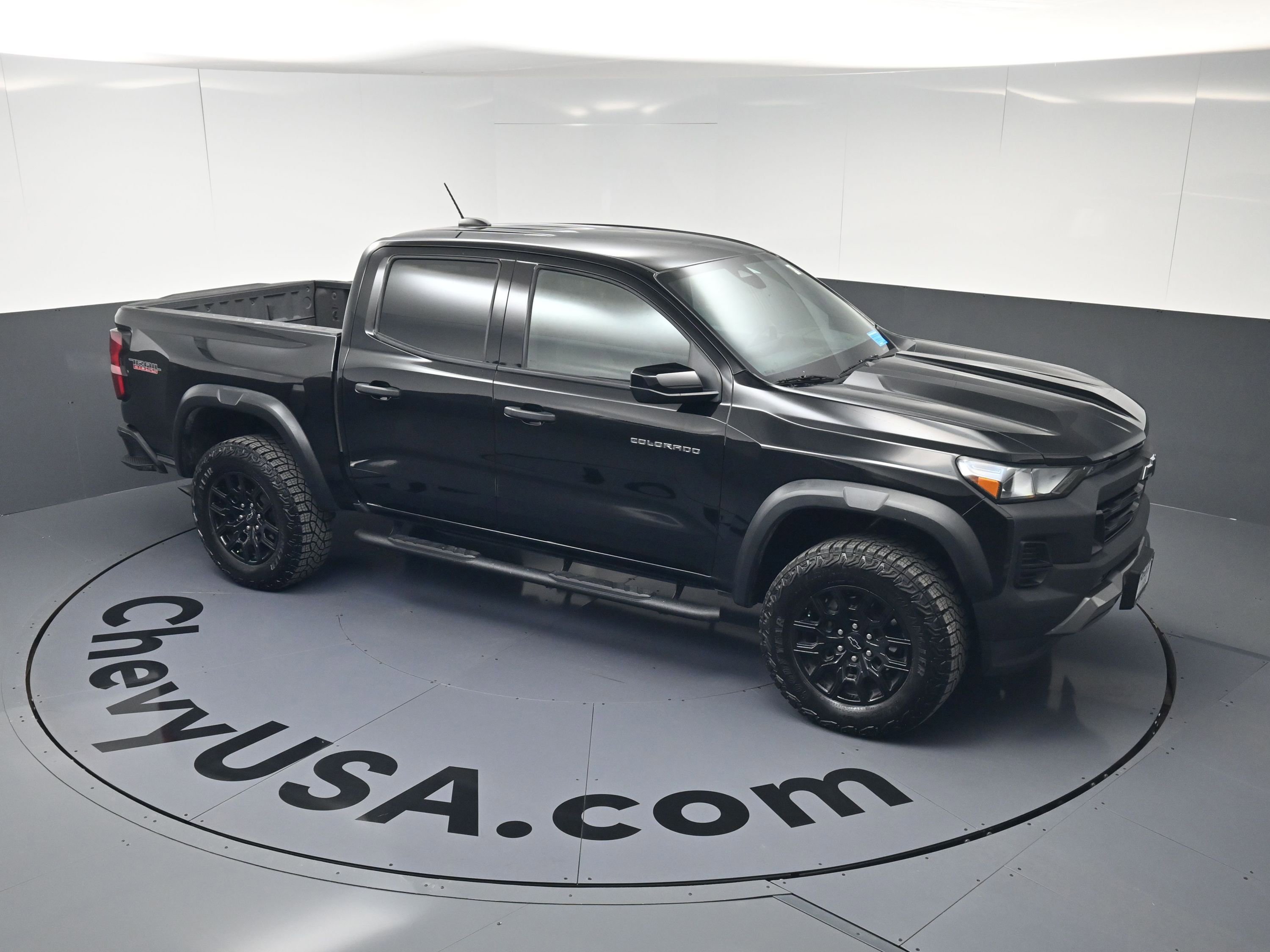 Certified 2024 Chevrolet Colorado Trail Boss w/ Advanced Trailering Package image 30