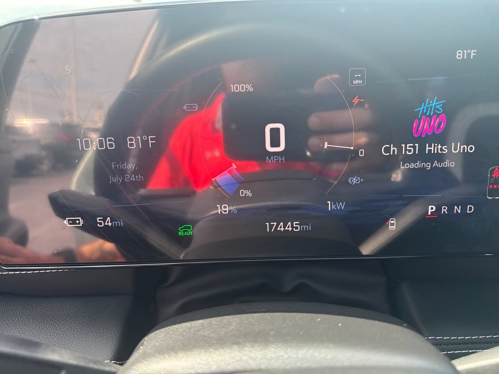 Used 2024 Chevrolet Blazer EV LT AWD/4WD image 19