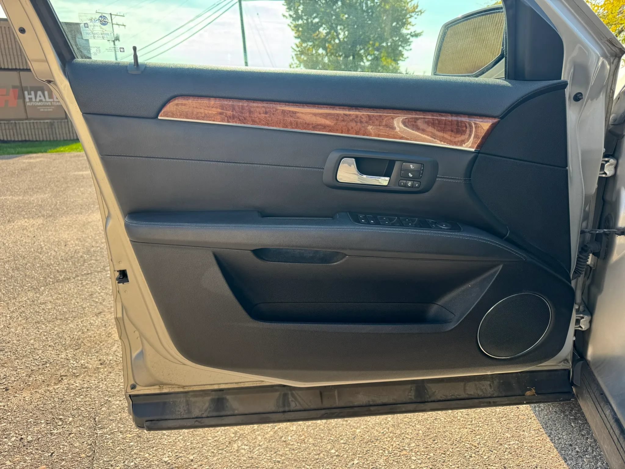 Used 2007 Cadillac SRX w/ Theater Package AWD/4WD image 19