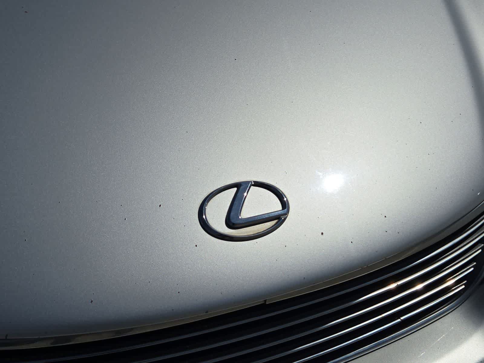 Used 2005 Lexus ES 330 w/ Preferred Accessory Pkg FWD image 10