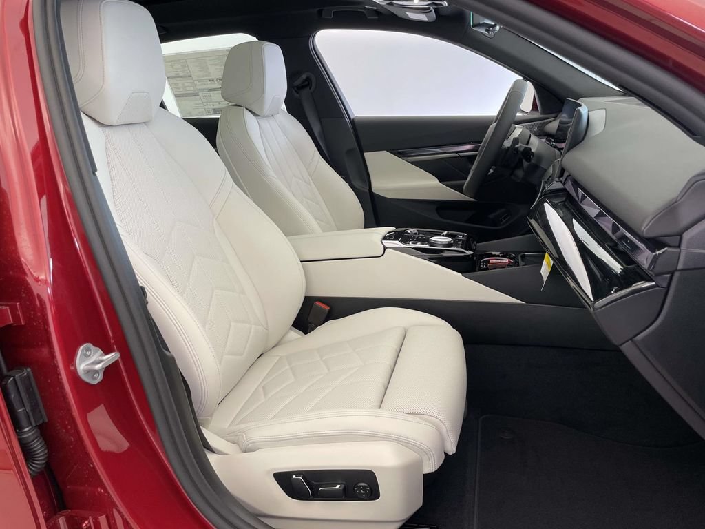 New 2026 BMW 530i xDrive w/ M Sport Package AWD/4WD image 20
