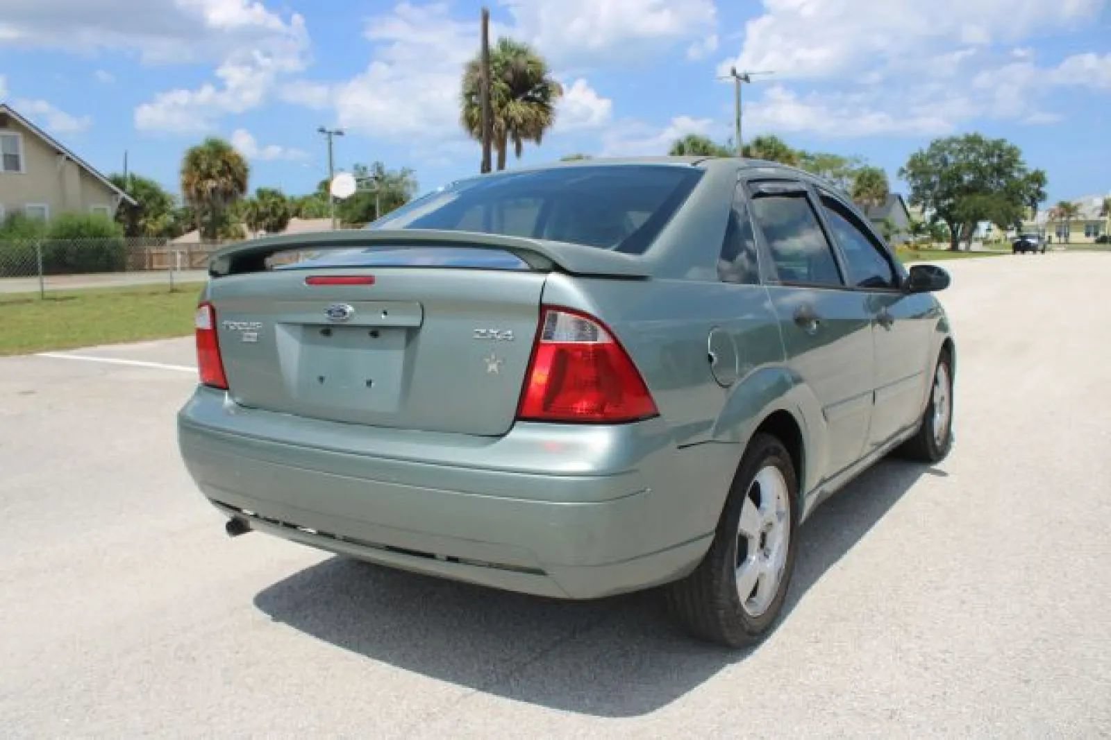 Used 2005 Ford Focus S FWD image 20