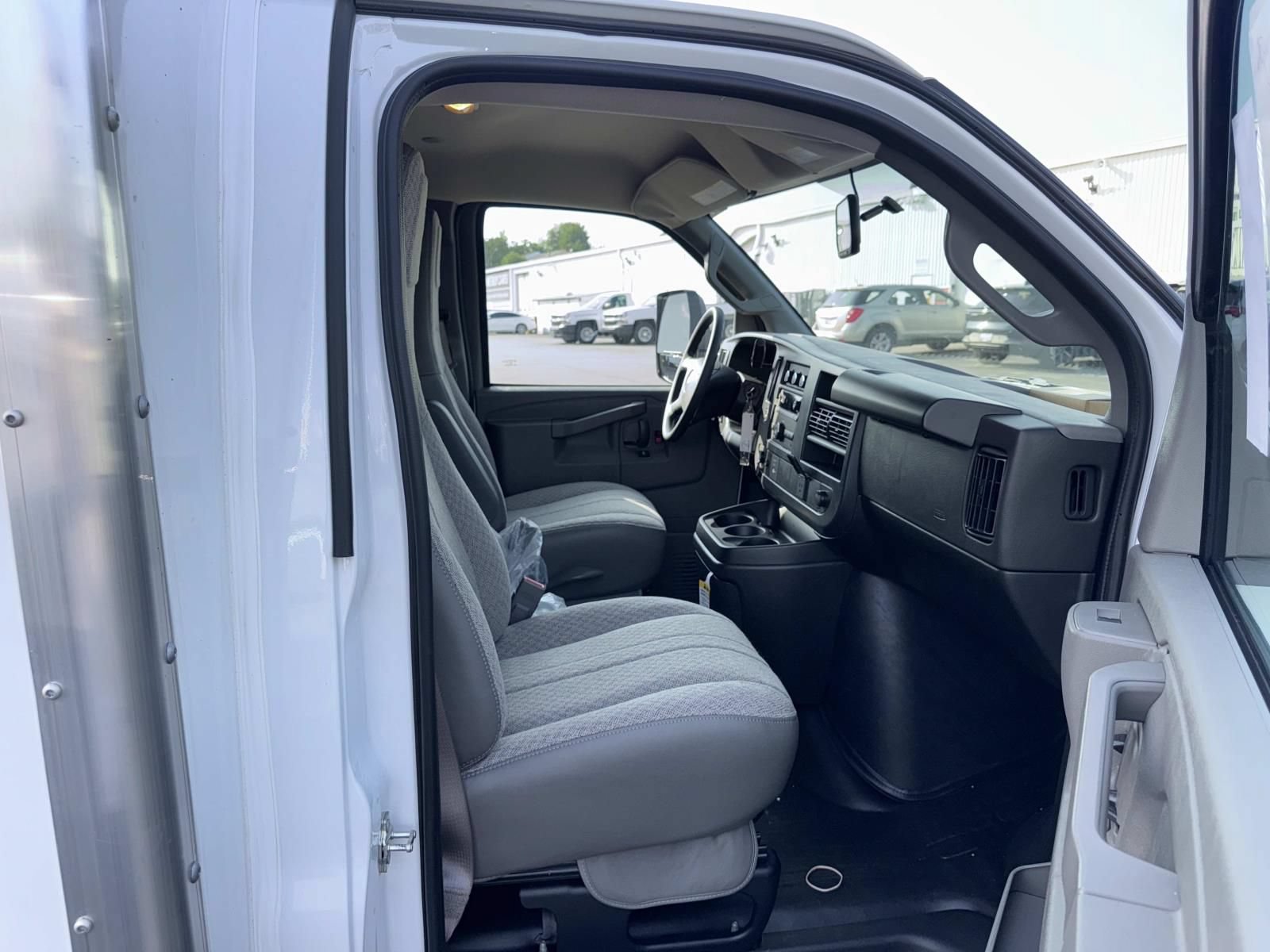 New 2026 Chevrolet Express 4500 w/ Power Convenience Package RWD image 13