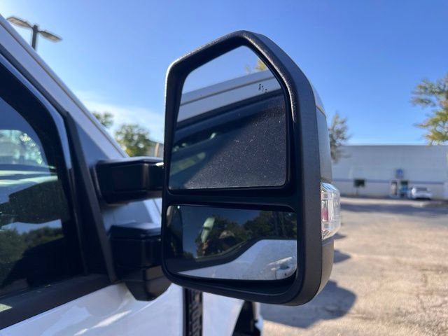 Used 2023 Ford F250 Lariat w/ Sport Appearance Package AWD/4WD image 11