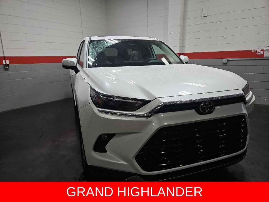 New 2026 Toyota Grand Highlander AWD image 1