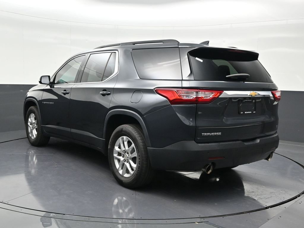 Used 2020 Chevrolet Traverse LT image 3
