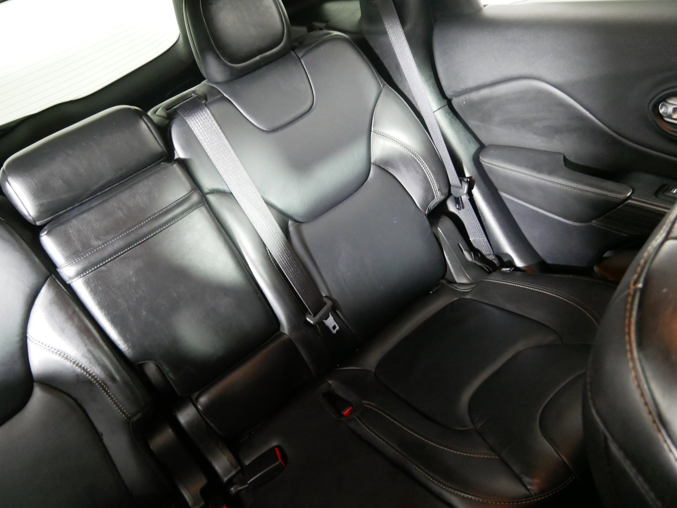 Used 2016 Jeep Cherokee Limited w/ Trailer Tow Group image 14