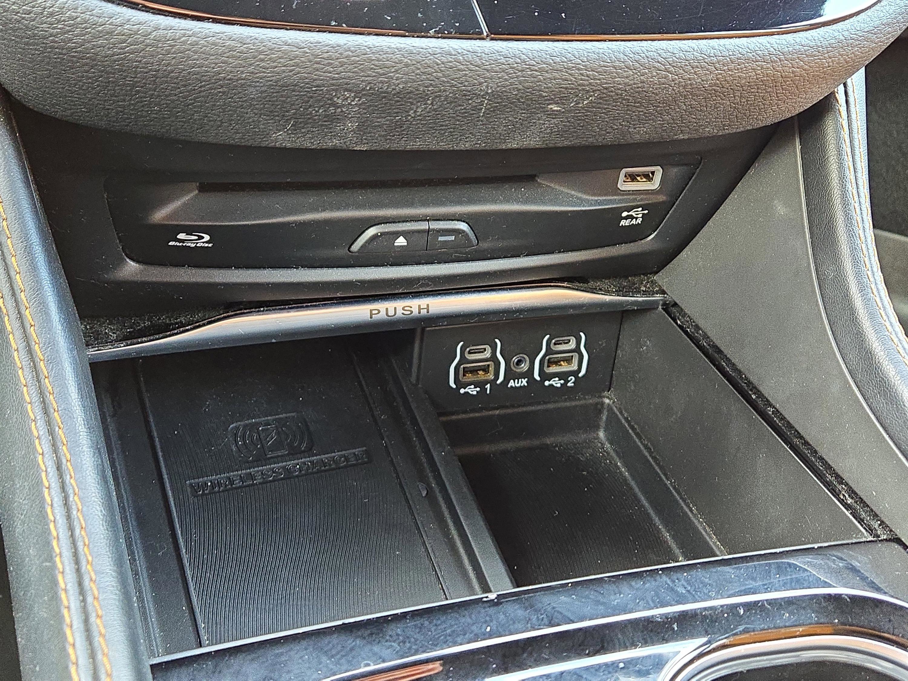 Used 2021 Chrysler Pacifica Pinnacle image 32