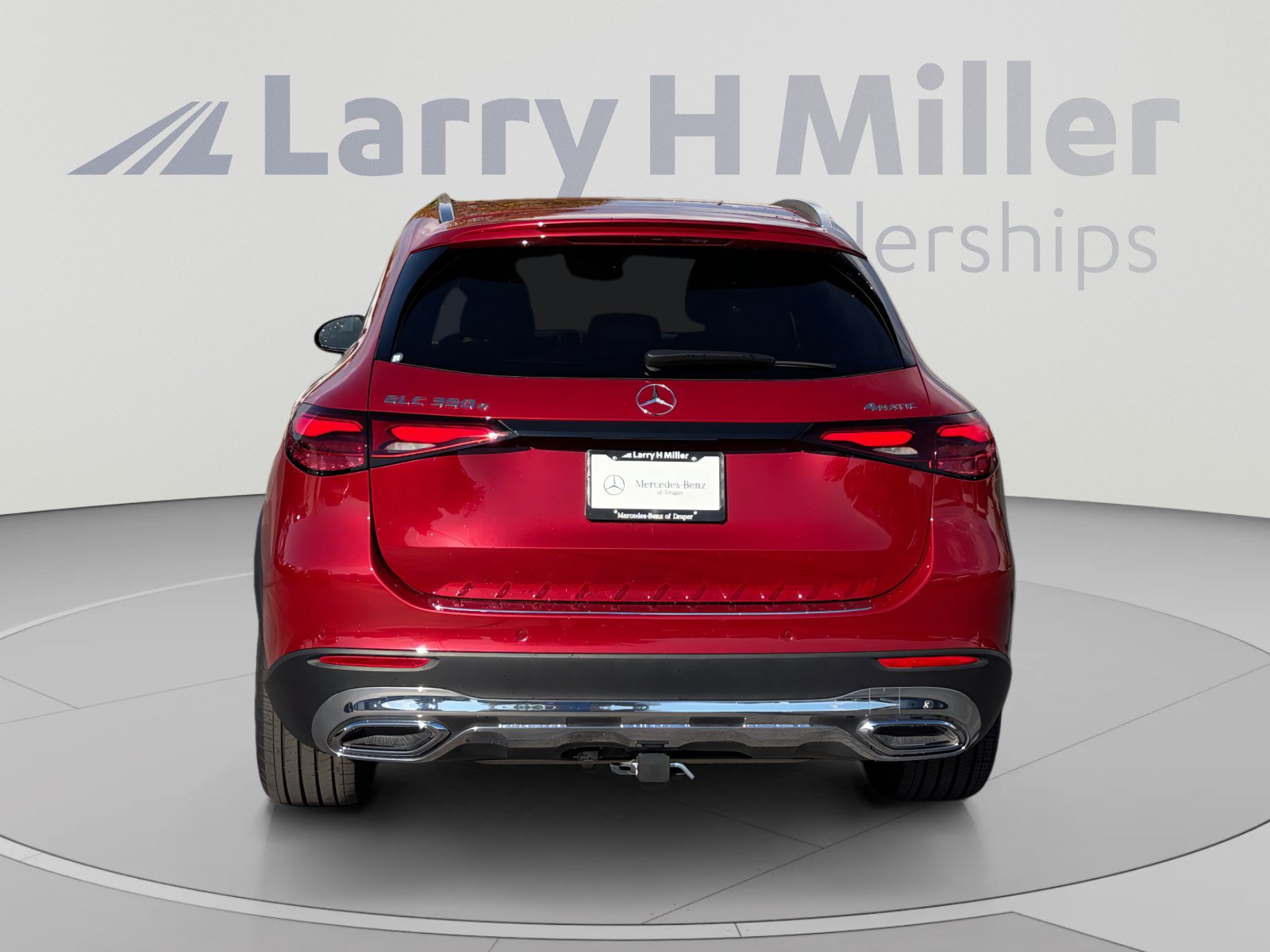 Certified 2026 Mercedes-Benz GLC 350e 4MATIC image 4