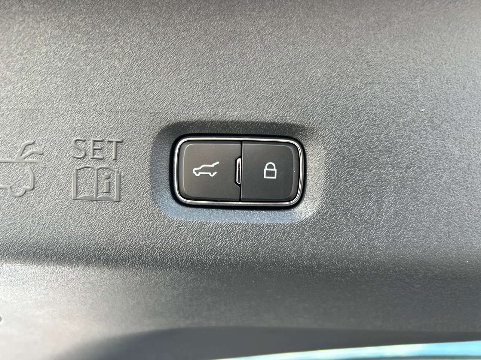 New 2026 Lincoln Navigator Reserve AWD/4WD image 11
