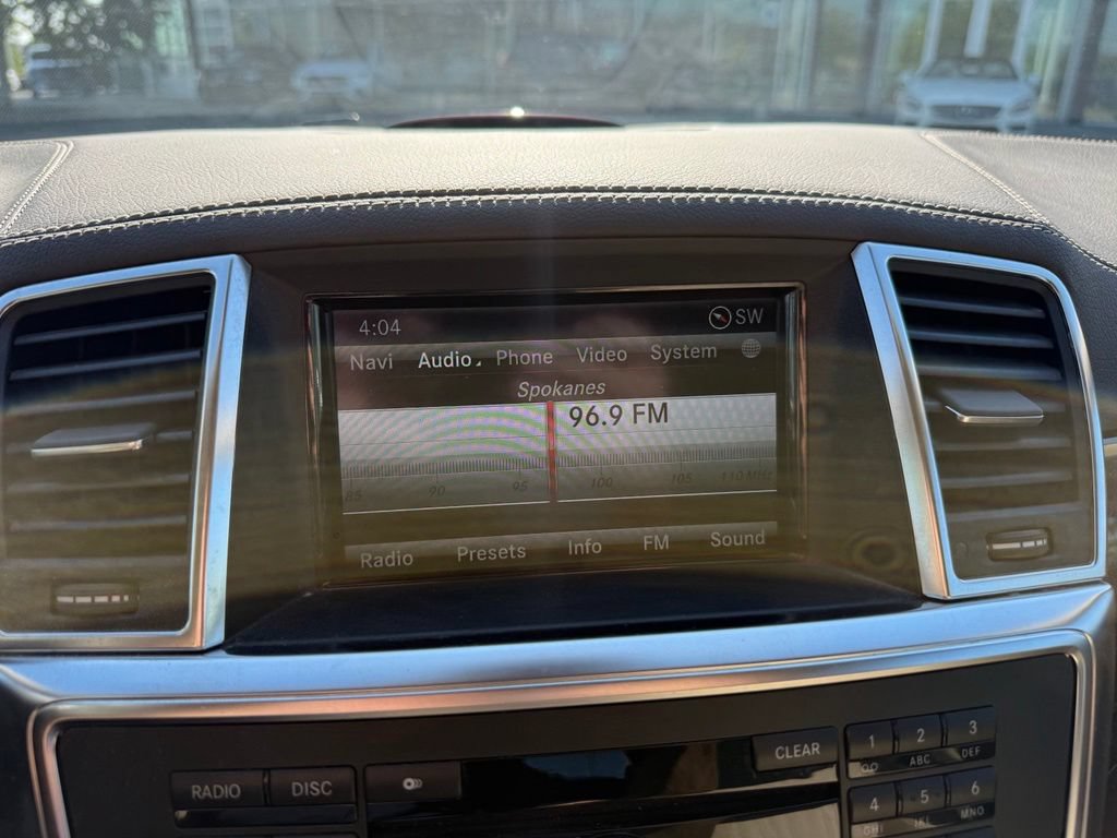 Used 2013 Mercedes-Benz GL 450 4MATIC image 13