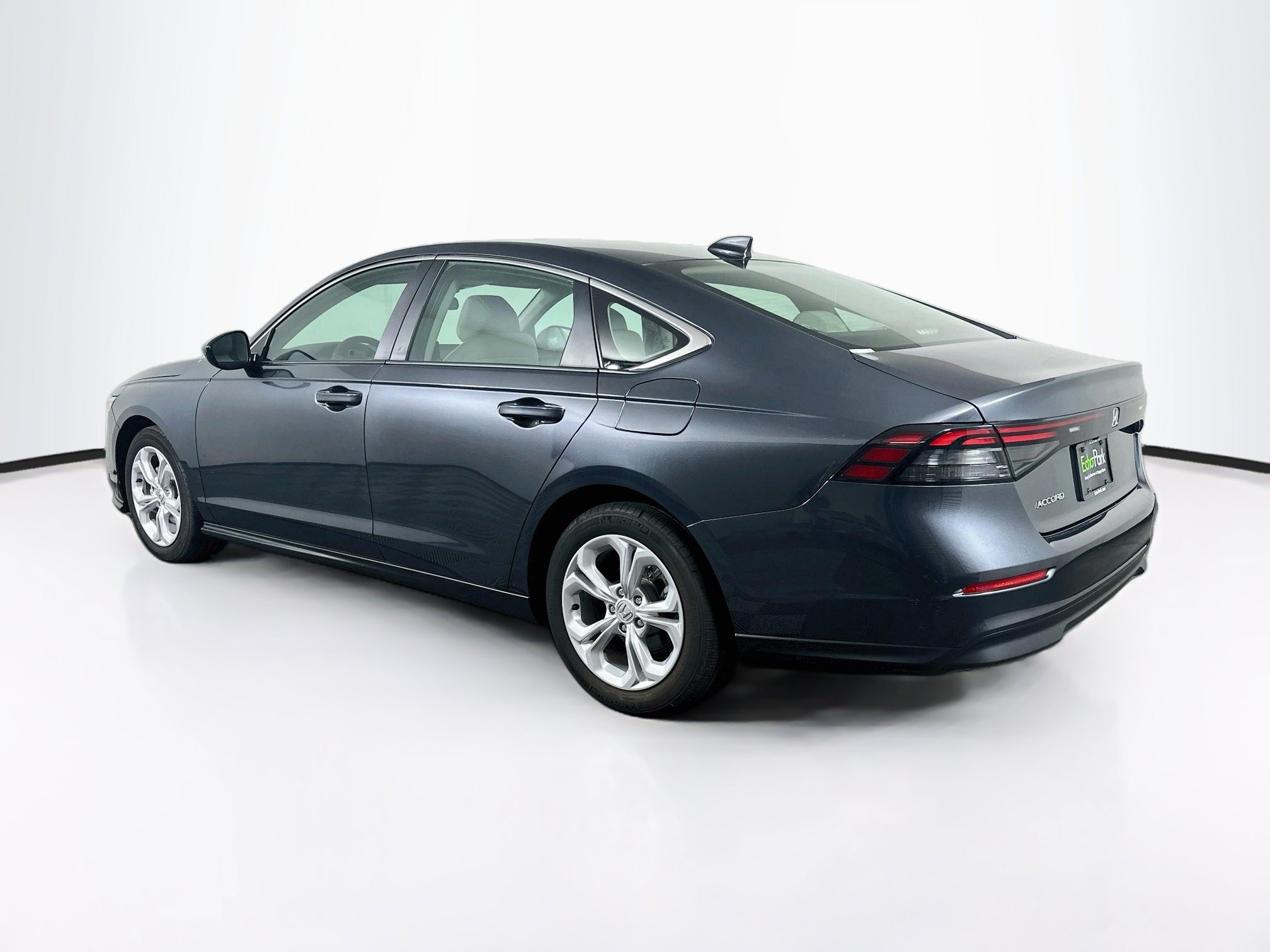 Used 2025 Honda Accord LX image 5