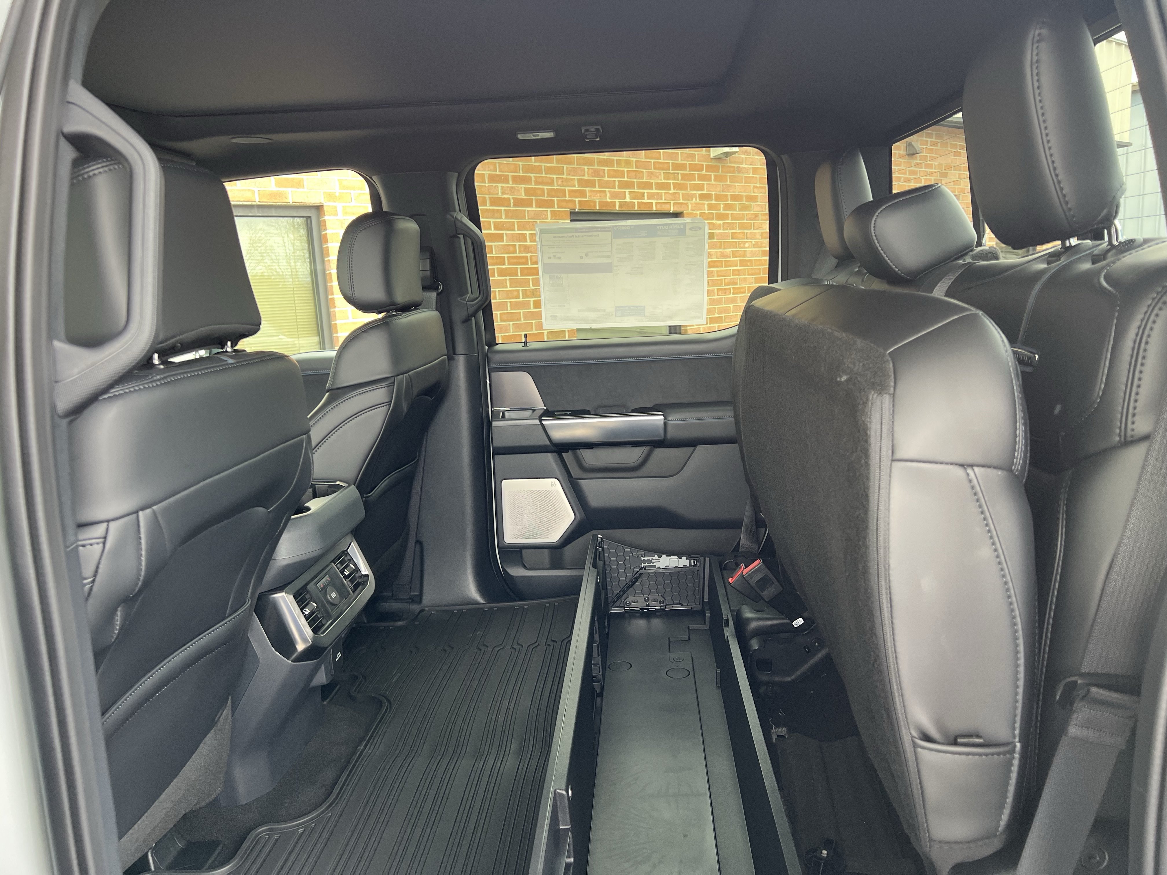 New 2026 Ford F350 Platinum w/ FX4 Off-Road Package AWD/4WD image 24