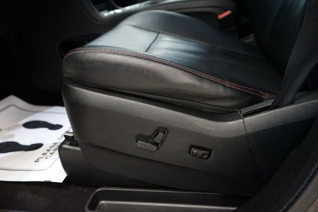 Used 2018 Dodge Grand Caravan GT image 23