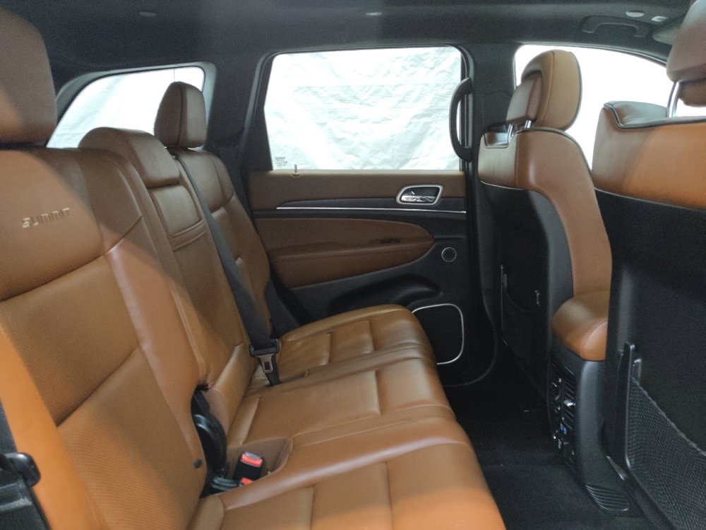 Used 2018 Jeep Grand Cherokee Summit image 19