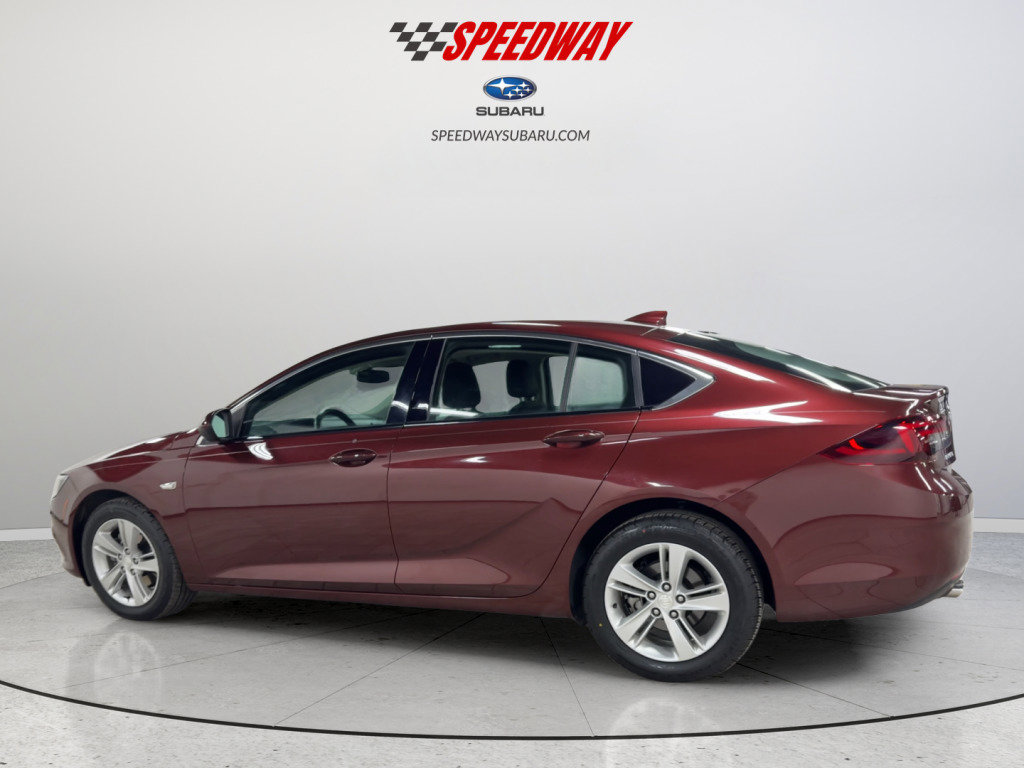 Used 2018 Buick Regal Preferred image 7