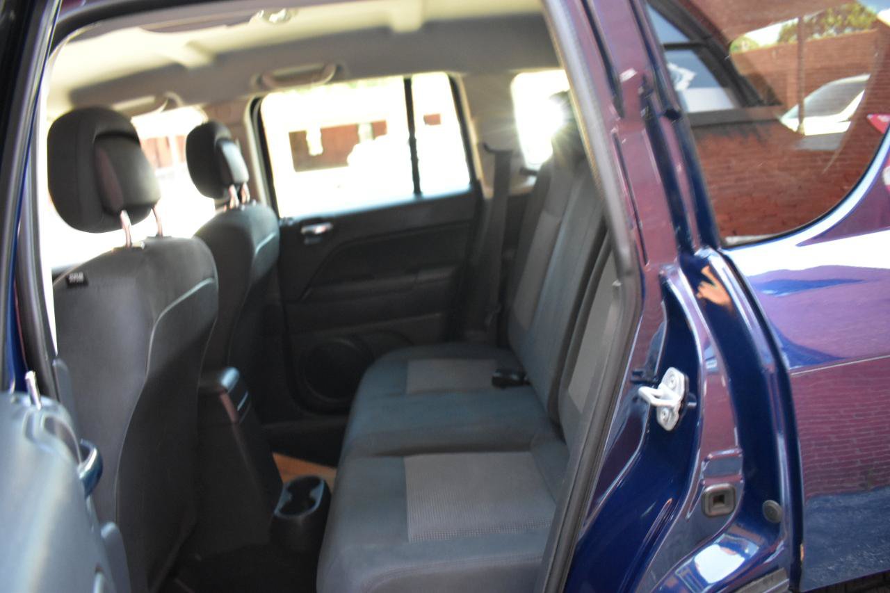 Used 2012 Jeep Compass Sport AWD/4WD image 14