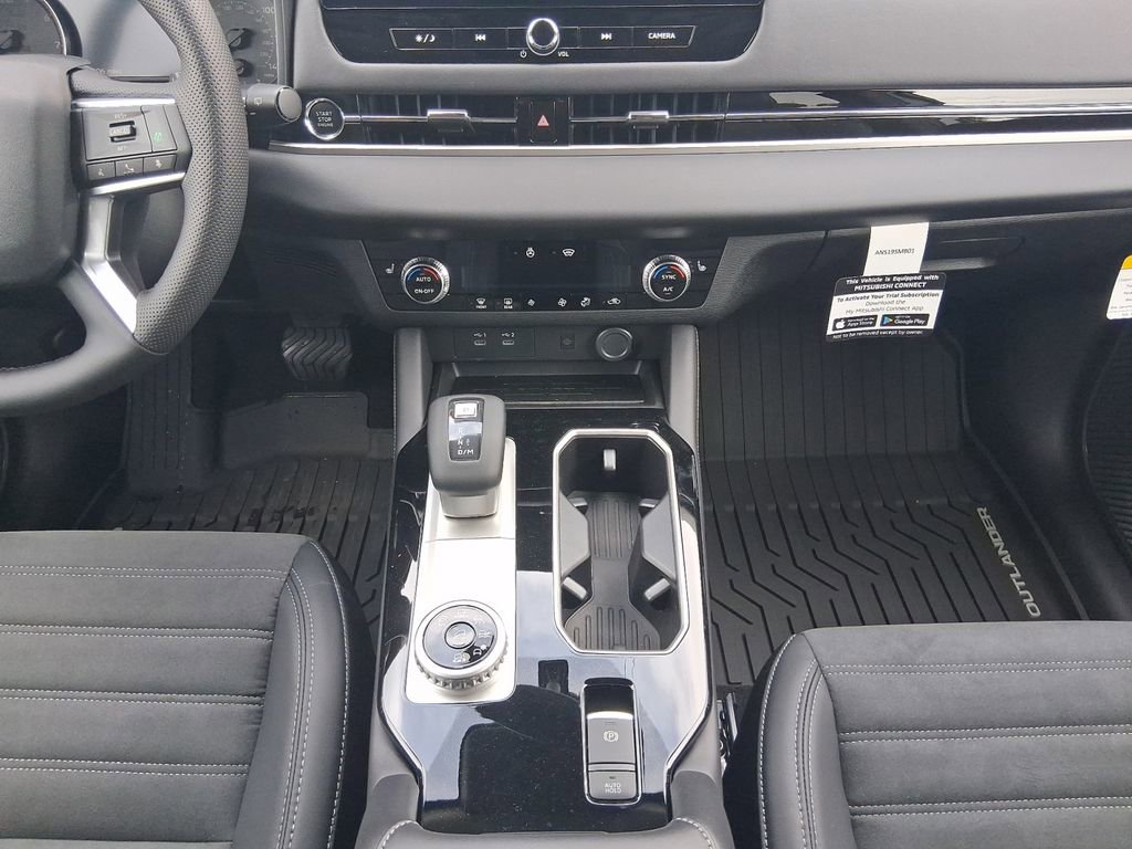 New 2026 Mitsubishi Outlander SE AWD/4WD image 11