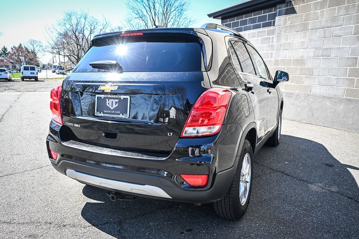 Used 2019 Chevrolet Trax LT w/ LT Convenience Package image 5