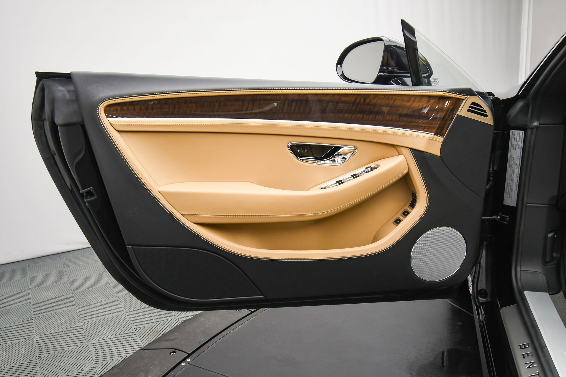 New 2026 Bentley Continental GTC image 39