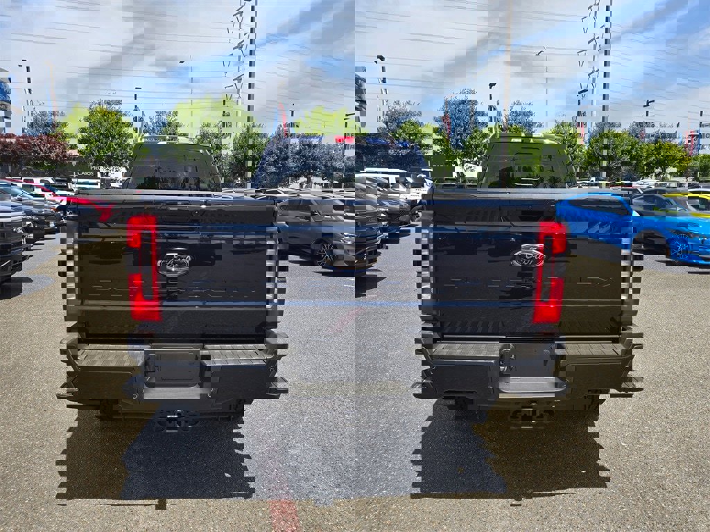 New 2025 Ford F350 Lariat w/ Lariat Ultimate Package image 6