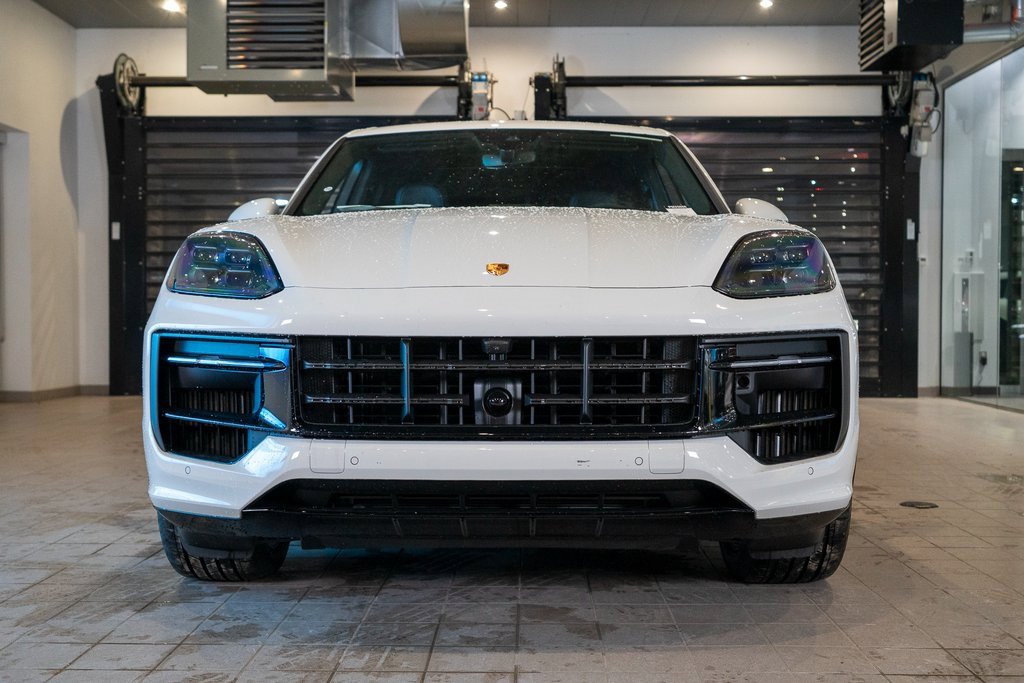 New 2026 Porsche Cayenne GTS image 6