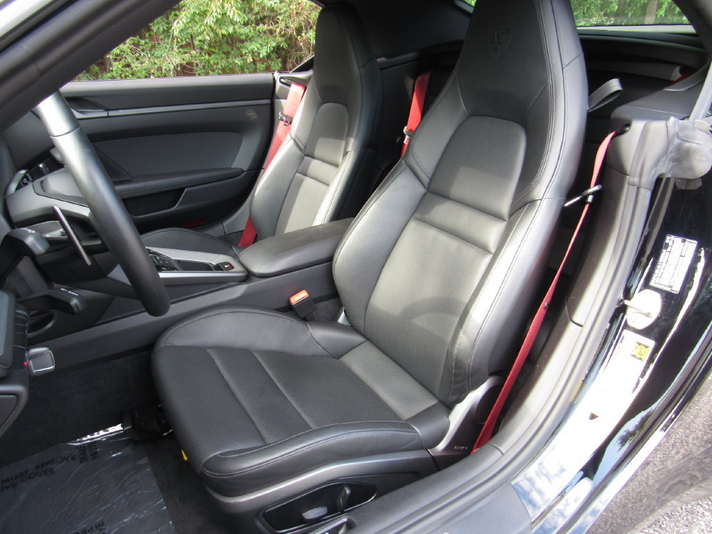 Certified 2022 Porsche 911 Cabriolet image 18