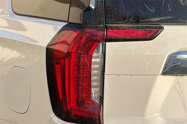 Used 2023 GMC Yukon SLT image 46