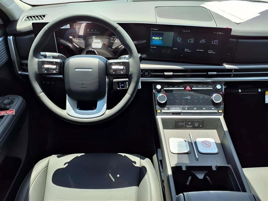 New 2026 Hyundai Santa Fe SEL FWD image 9