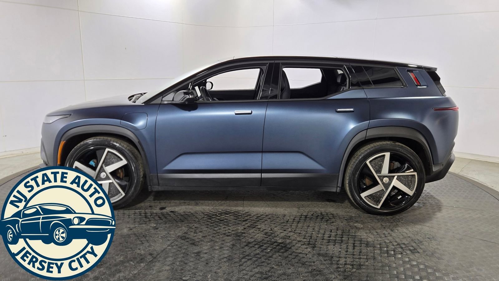 Used 2023 Fisker Ocean One image 4