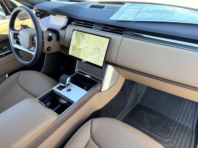 New 2026 Land Rover Range Rover SE image 11